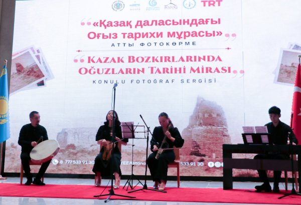 Kazakistan'da "Kazak Bozkırlarında Oğuzların Tarihi Mirası" konulu fotoğraf sergisi açıldı