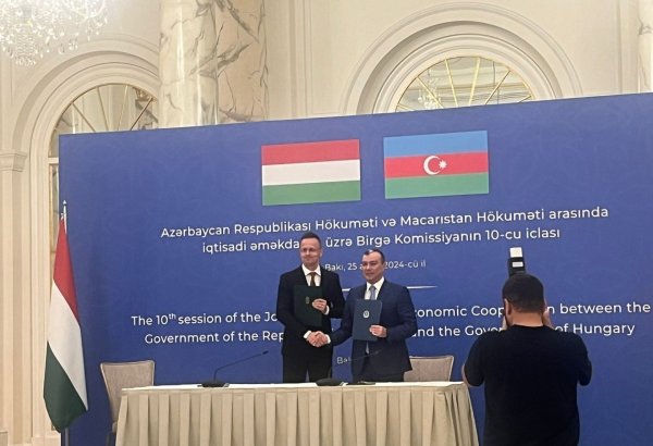 Azerbaijan, Hungary sign documents