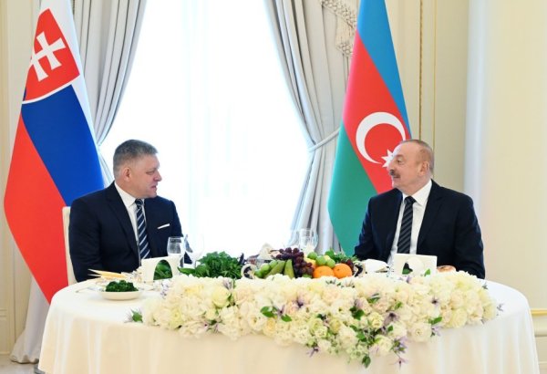 Official dinner hosted on behalf of President Ilham Aliyev in honor of Prime Minister of Slovakia