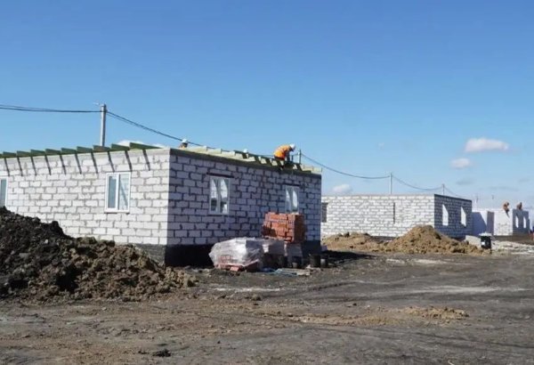Qazaxıstanda daşqın qurbanları üçün 200 evin tikintisinə başlanılıb