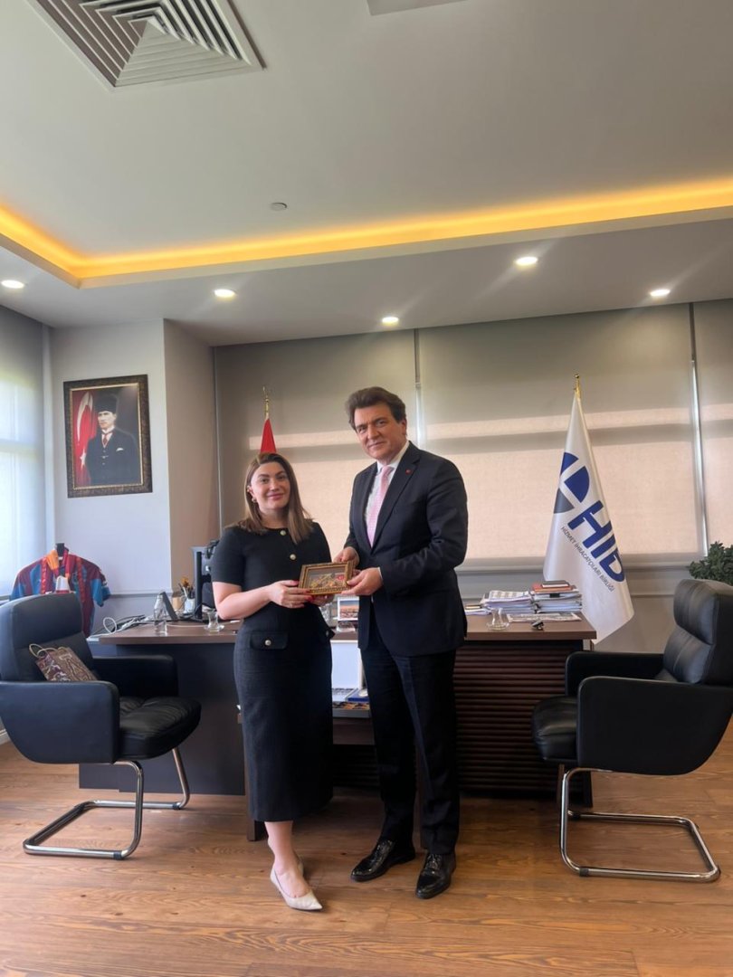 Lamiyə Xəlilova Türkiyədə logistika və xidmət ixracı məsələlərini müzakirə edib